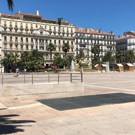 Magnifique T3 Dans Au Centre De *